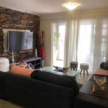 Summer Sands - Durban North Beach Accommodation Экстерьер фото