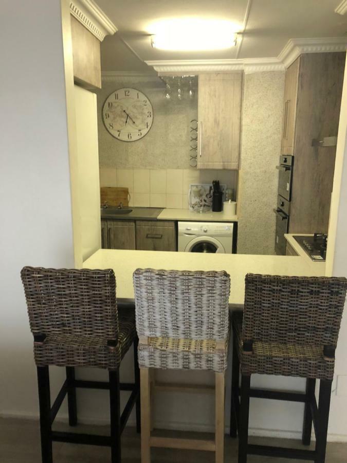 Summer Sands - Durban North Beach Accommodation Экстерьер фото